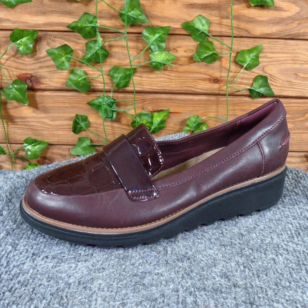 Clarks Sharon Gracie Women Penny Loafer 6.5 Comfort Work Shoe Burgundy Leather
